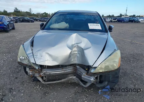 2003 Honda Accord 2.4 Lx from USA, damaged, VIN 1HGCM563X3A133106